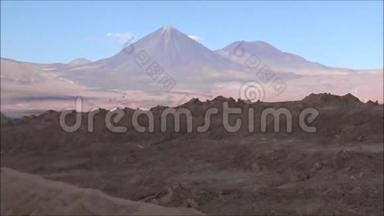 智利阿塔卡马沙漠<strong>山脉</strong>、<strong>火山</strong>和山谷景观